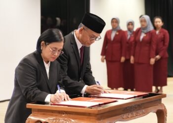 Otoritas Jasa Keuangan (OJK) melantik dan mengambil sumpah jabatan pejabat setingkat Deputi Komisioner dan Kepala OJK Daerah di Jakarta, Kamis 1 Oktober 2026.(Foto: Humas OJK)