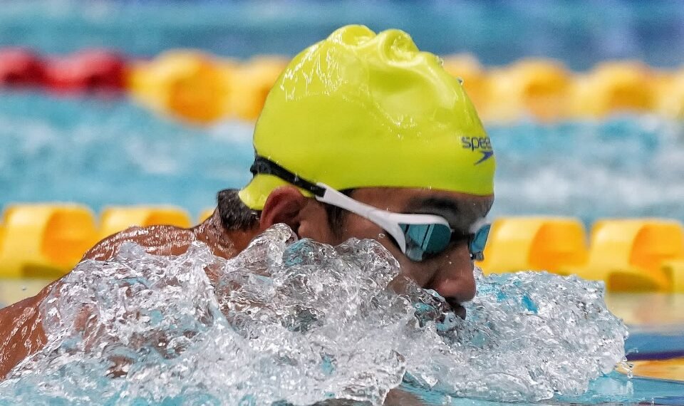 Atlet para renang Indonesia, Abdil Majid Rahman, sukses menyumbangkan medali emas pada ajang Asian Para Games 2026 Aichi-Nagoya di Nagoya City General Gymnasium, Kamis (22/10).(foto:raiky/kemenpora.go.id)