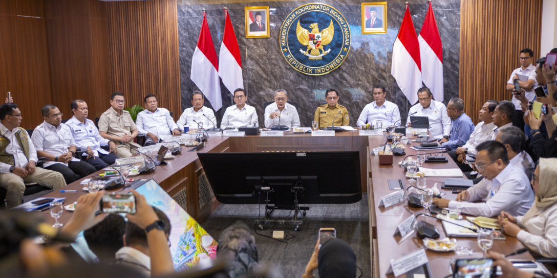 Rapat Koordinasi Terbatas Bidang Pangan di Kantor Kementerian Koordinator Bidang Pangan, Jakarta, Senin (26/10/2026). (Foto: Humas BMKG)