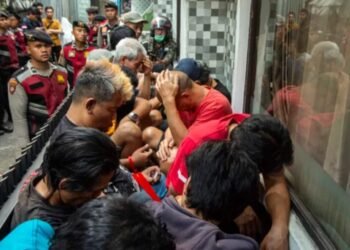 Operasi Antik Lodaya 2026, eks lokalisasi Saritem Bandung digerebek, 21 orang diamankan positif konsumsi narkoba.(Foto:Istimewa).