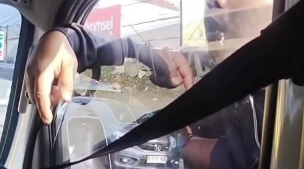 Pelaku pemalakan dan perusakan mobil di Kabupaten Bandung Barat.(Foto:Istimewa).