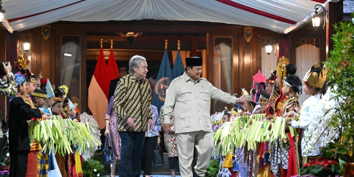 Presiden Republik Indonesia Prabowo Subianto menerima kunjungan kerja Sekretaris Jenderal Perserikatan Bangsa-Bangsa (Sekjen PBB) António Guterres di kediaman pribadi Presiden di Hambalang, pada Minggu (18/10/2026).(Foto: BPMI Setpres)