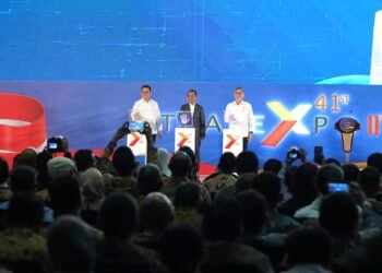 Menteri Perdagangan, Budi Santoso bersama Menteri Koordinator Bidang Pangan, Zulkifli Hasan dan Menteri Koordinator Bidang Hilirisasi dan Transisi Energi, Bahlil Lahadalia secara resmi membuka Trade Expo Indonesia (TEI) ke-41 Tahun 2026 di Indonesia Convention Exhibition (ICE) BSD City, Kabupaten Tangerang, Banten, Rabu, (14 Okt).(Foto: Kemendag)