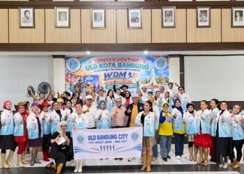 Pelepasan kontingen The Universal Line Dance (ULD) Kota Bandung yang akan mengikuti kompetisi olahraga Line Dance International World Dance Master (WDM) di Yogyakarta pada 22–26 Oktober 2026.(Foto: Istimewa)