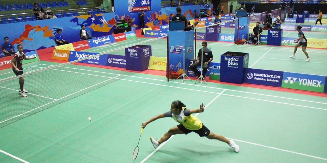 HYDROPLUS Sirkuit Nasional (Sirnas) A Jawa Barat 2026 yang berlangsung di dua lokasi, yakni GOR Bandung (Jalan Jakarta) dan GOR Pajajaran, memasuki hari keempat pada Kamis (1/10/2026).(Foto: Satujabar.com)