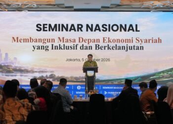 Seminar Nasional bertajuk “Membangun Masa Depan Ekonomi Syariah yang Inklusif dan Berkelanjutan", di Jakarta, Senin (5/10).(Foto: Dok. Bank Indonesia)